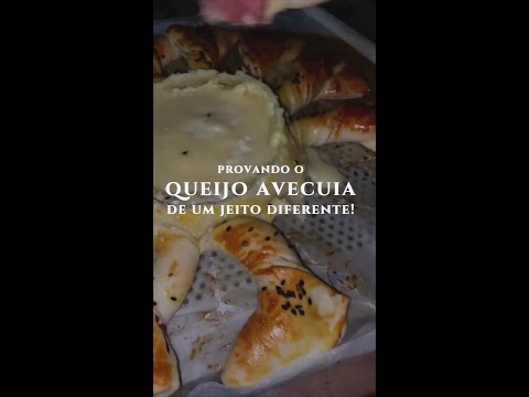 Folhado de Queijo Avecuia