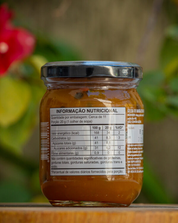 Verso do pote Geleia de Manga com Maracujá Troppo com tabela nutricional e código de barras