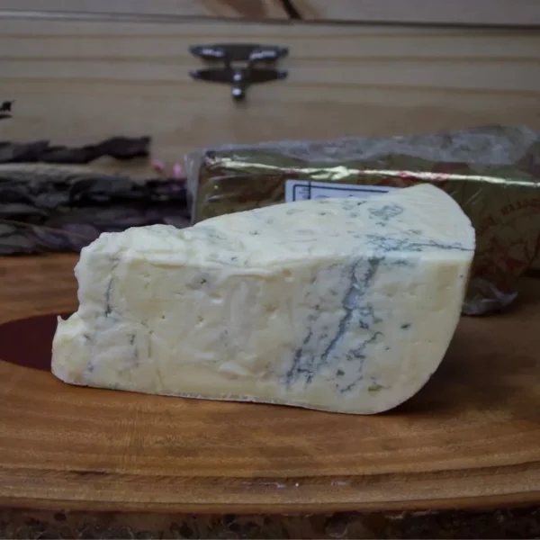 Queijo Gorgonzola Dolce – Serra das Antas – 500g (aprox.) Queijo Gorgonzola Dolce – Serra das Antas – 500g (aprox.)
