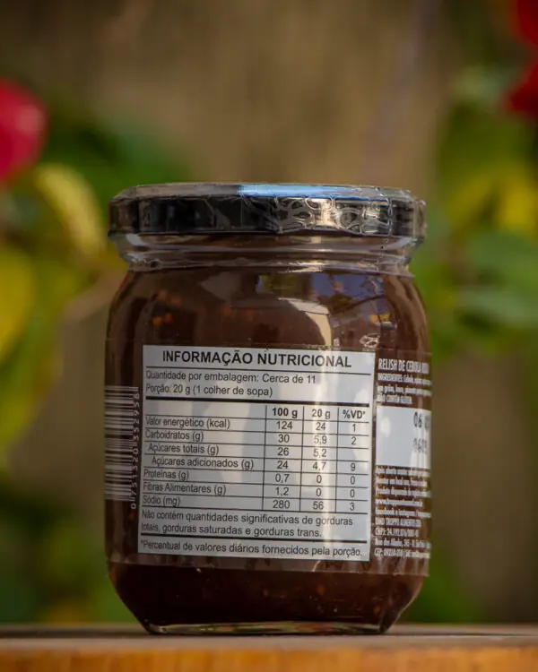 Verso do pote Relish de Cebola Roxa Troppo com tabela nutricional e código de barras