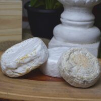 Cesta de Queijos Cremosos (3 itens)