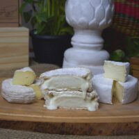 Cesta de Queijos Cremosos (3 itens)