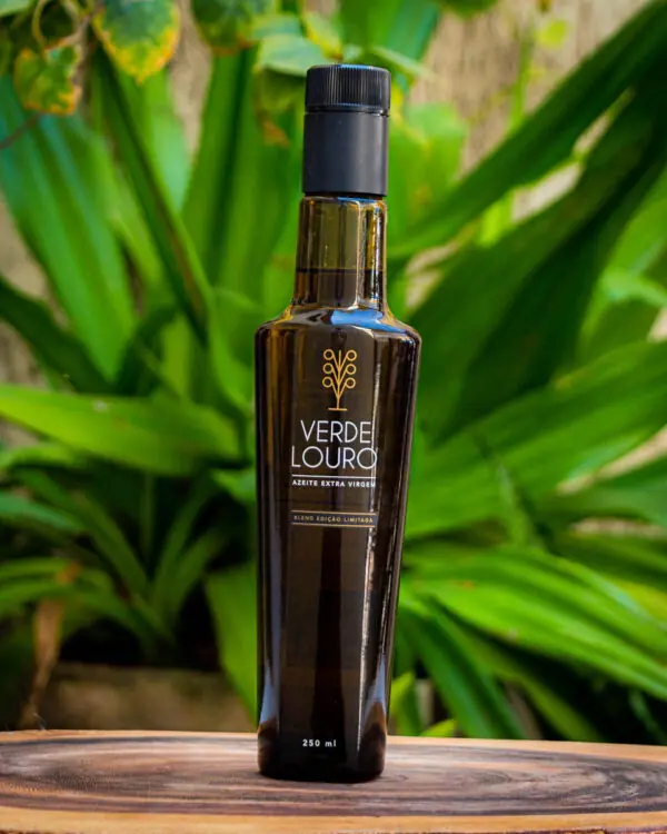Azeite Extra Virgem Blend (Edição Limitada) - Verde Louro - 250ml Azeite Extra Virgem Blend (Edição Limitada) - Verde Louro - 250ml