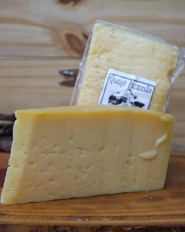 Parmesão Parmesão