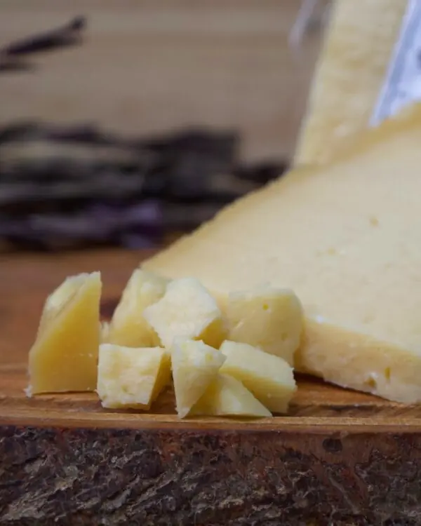 Queijo Parmesão - Serra das Antas - 450g Queijo Parmesão - Serra das Antas - 450g