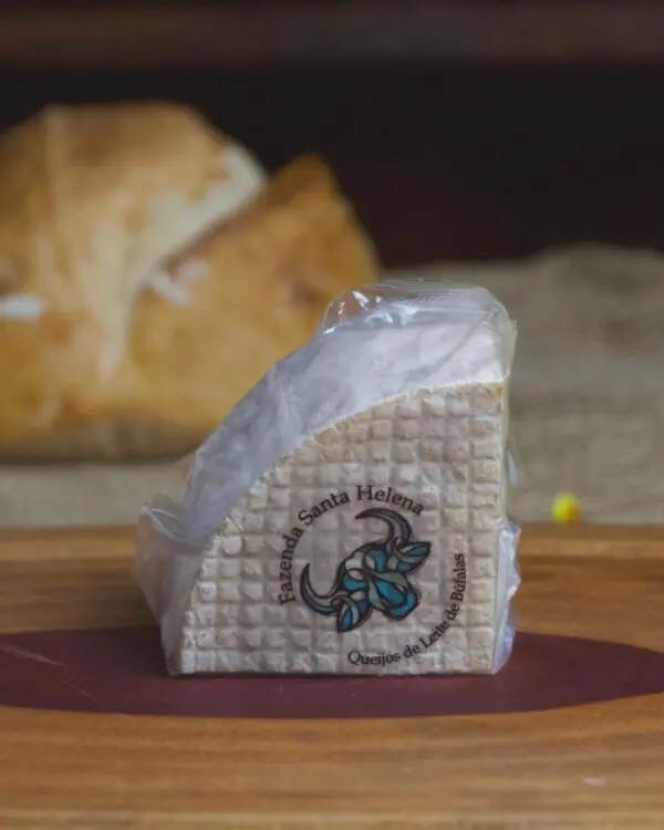 Queijo Morro da Figueira - Santa Helena - 200g (aprox.) Queijo Morro da Figueira - Santa Helena - 200g (aprox.)