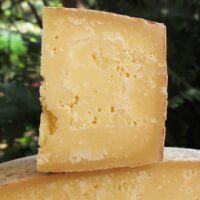 Queijo Castanho (1 ano) - Queijo com Arte - 200g (aprox.)