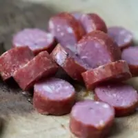 Linguiça Bovina Red Angus - Salumeria Mayer - 100g