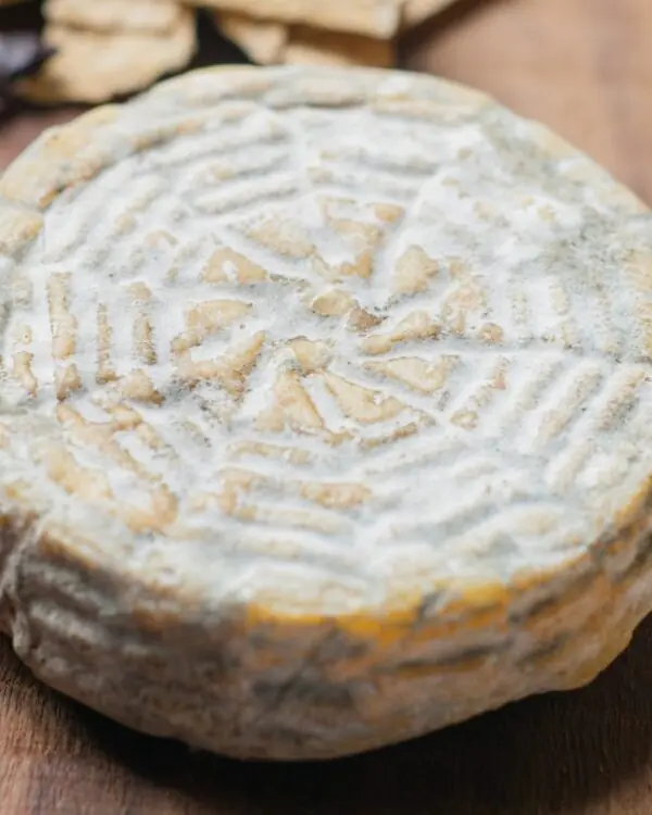 Queijo Azul de Bofete - Bela Fazenda - 300g (aprox.) Queijo Azul de Bofete - Bela Fazenda - 300g (aprox.)