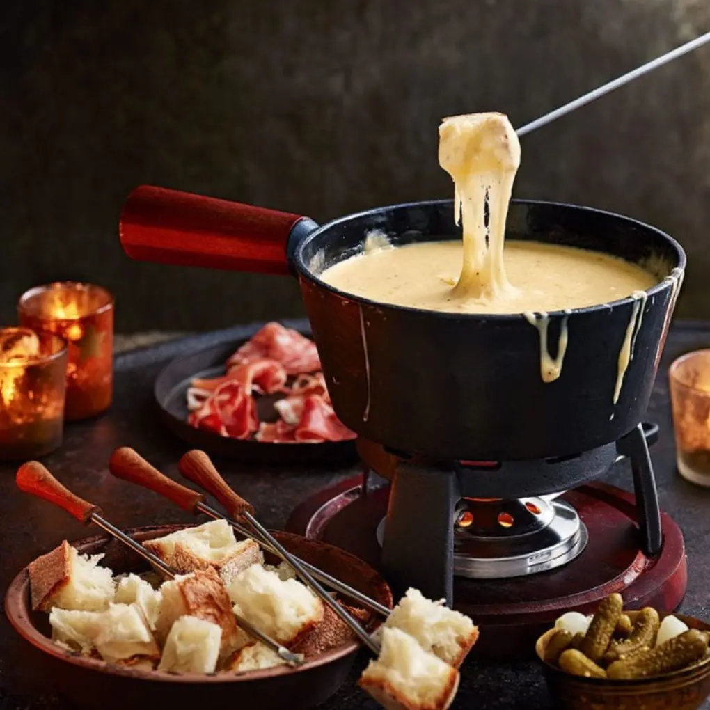 Fondue Artesanal Pomerode Close Fondue Artesanal Pomerode