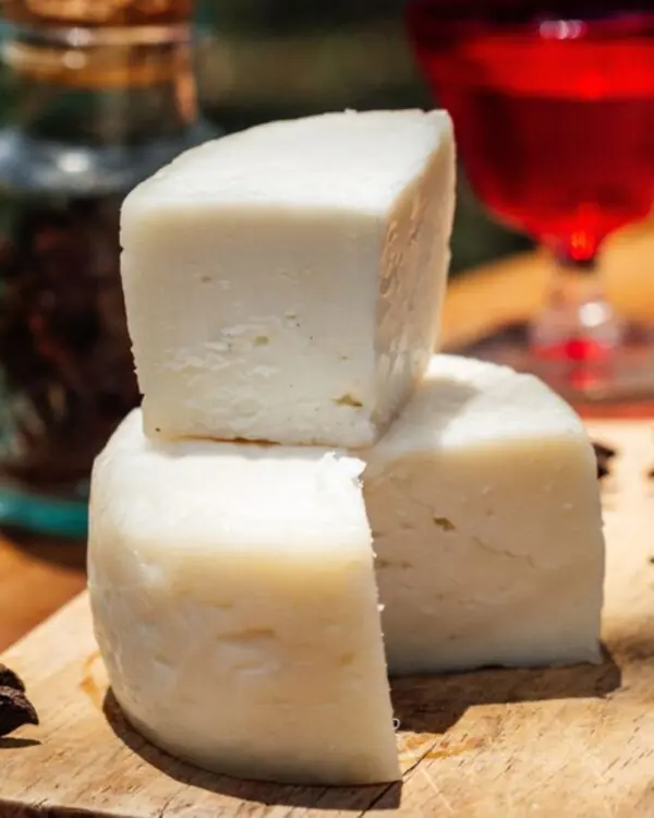 Queijo Clássico do Bosque - Tipo Chevrotin - Capril do Bosque - 200g -1