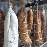Sopressa Vicentina (fatiada) - Salumeria Mayer - 100g -1