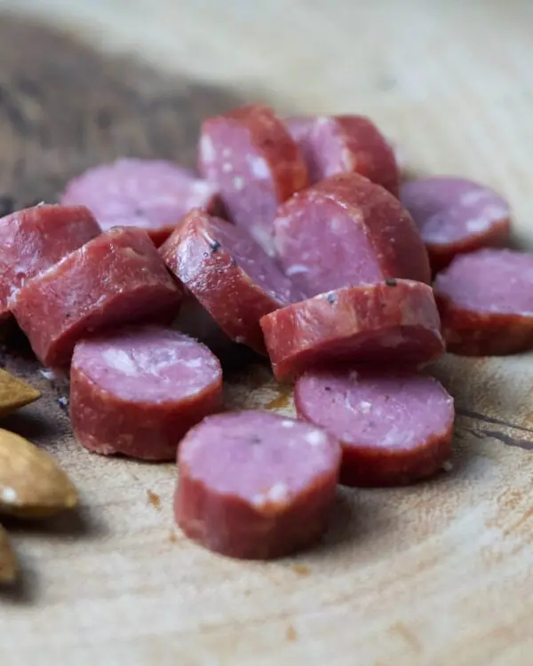 Linguiça Bovina Red Angus - Salumeria Mayer - 100g
