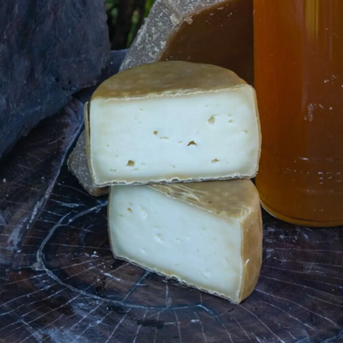 Queijo Ambrósio (leite de búfala) – Santa Helena – 350g (aprox.)