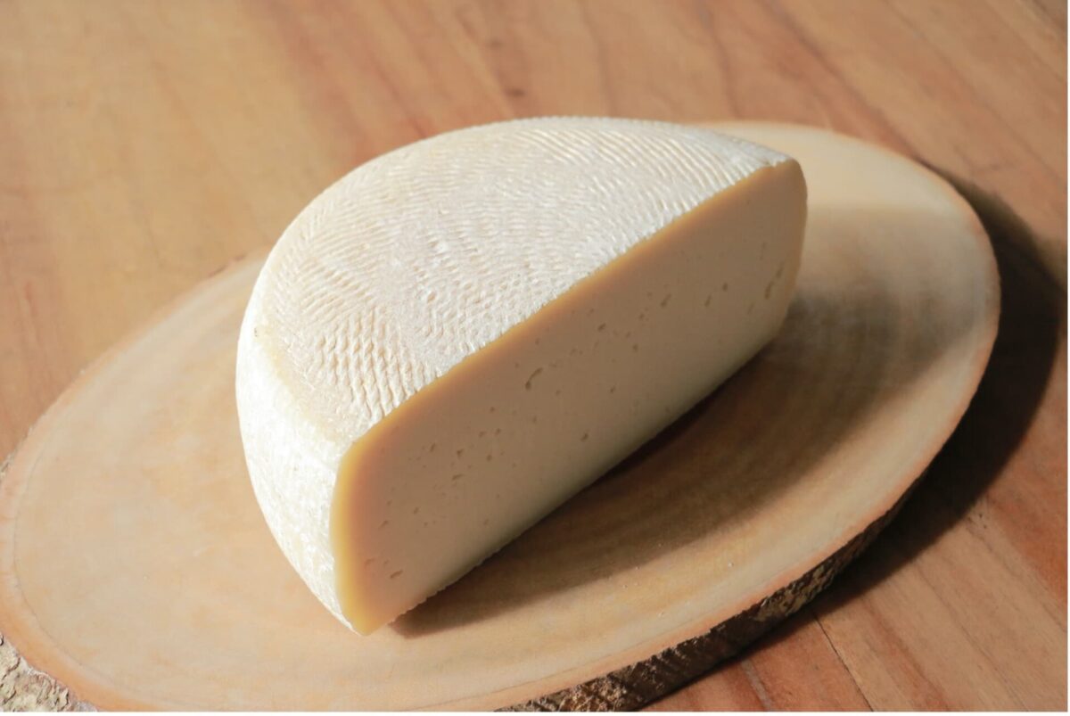 Queijo Capra (leite de cabra) - Artelatte - 150g (aprox.) -1