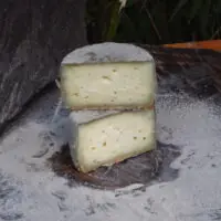 Queijo Pai do Mato - Santa Helena - 300g (aprox.)
