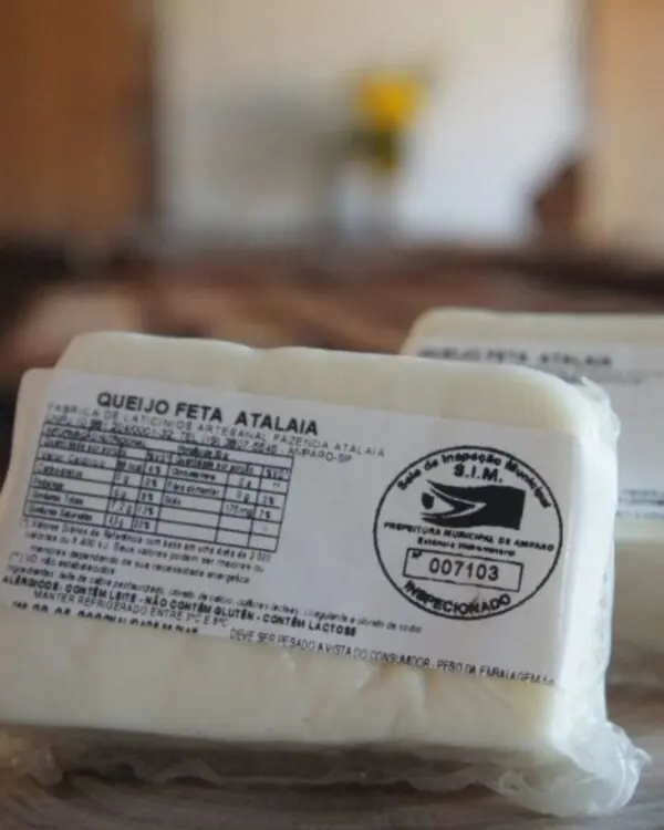 Queijo Feta (leite de vaca) - Fazenda Atalaia - 300g (aprox.)