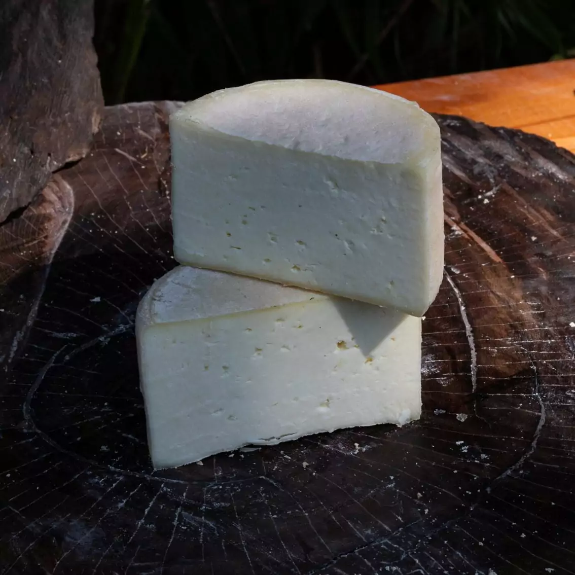 Queijo Penadinho (leite de búfala) - Santa Helena - 500g (aprox.)