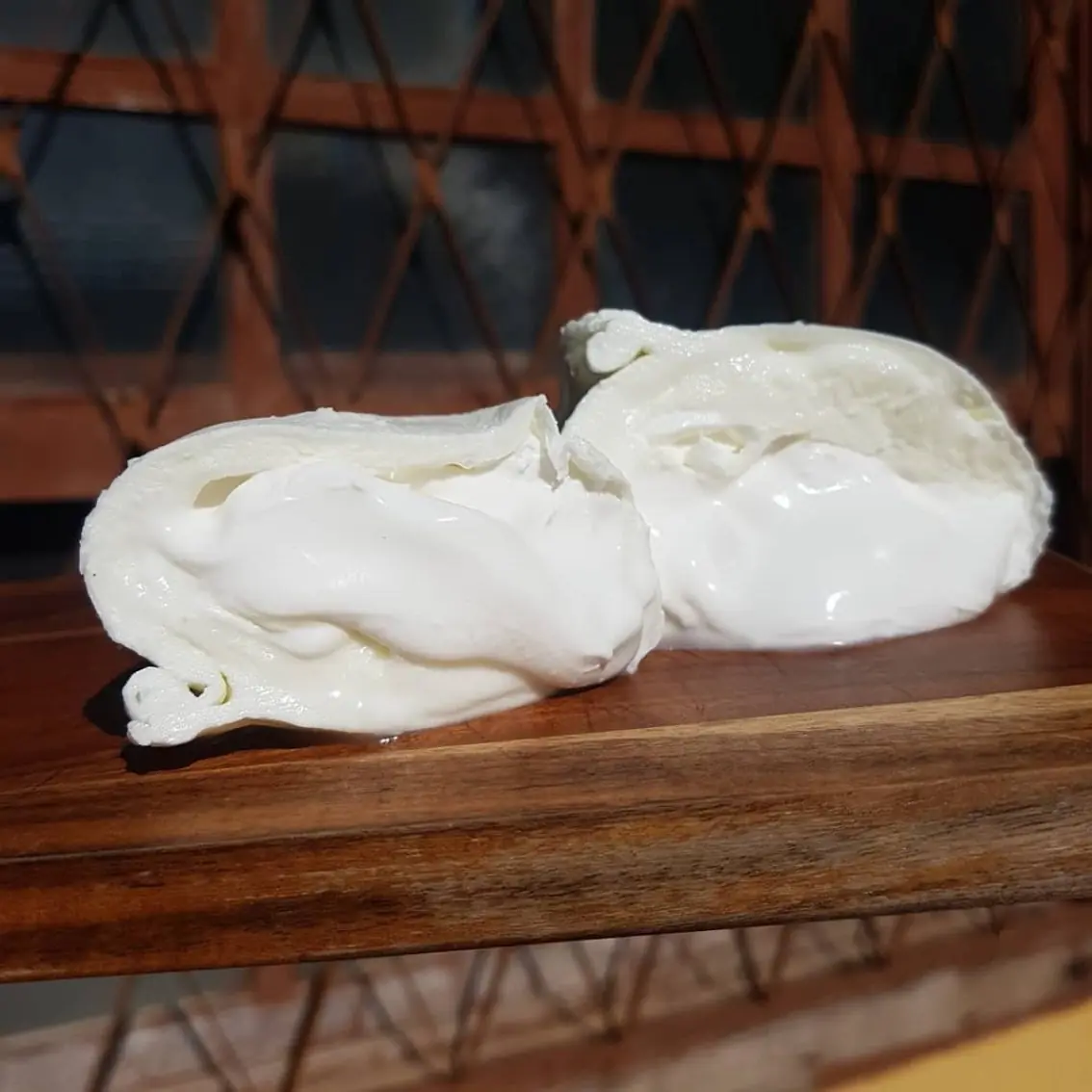 Queijo Crema de Búfala - Santa Helena - 200g (aprox.)