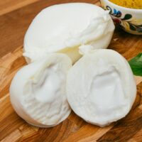 Queijo Crema de Búfala - Santa Helena Queijo Crema de Búfala - Santa Helena