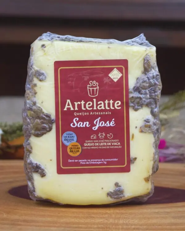 Queijo San Jose Al Vino