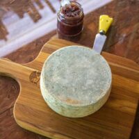 Gigante do bosque Florido (Cabra) - Capril do Bosque - 150g Gigante do bosque Florido (Cabra) - Capril do Bosque - 150g