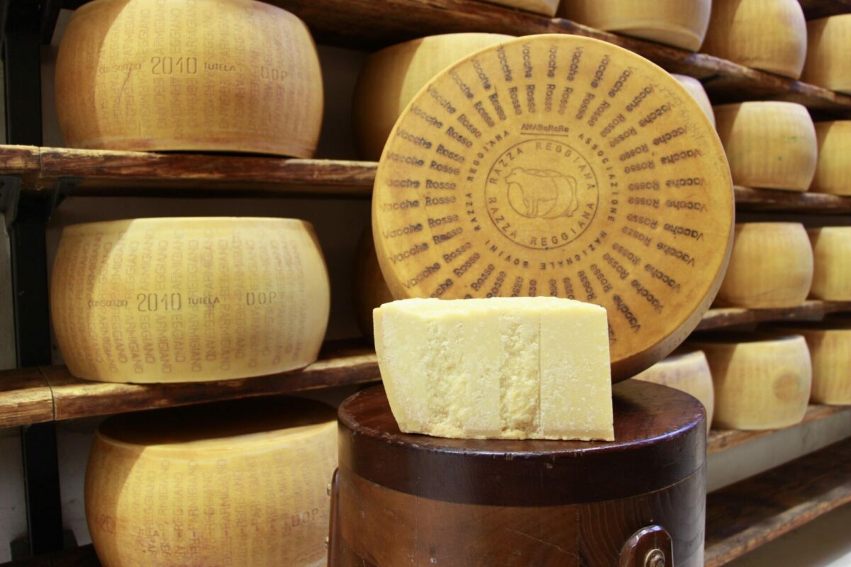 Queijo Parmesão Artesanal Brasileiro: Uma Joia da Gastronomia Nacional