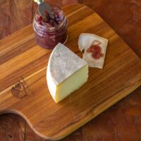 Gigante do Bosque Florido (Cabra) - Capril do Bosque - 260g -2 Gigante do Bosque Florido (Cabra) - Capril do Bosque - 260g -2