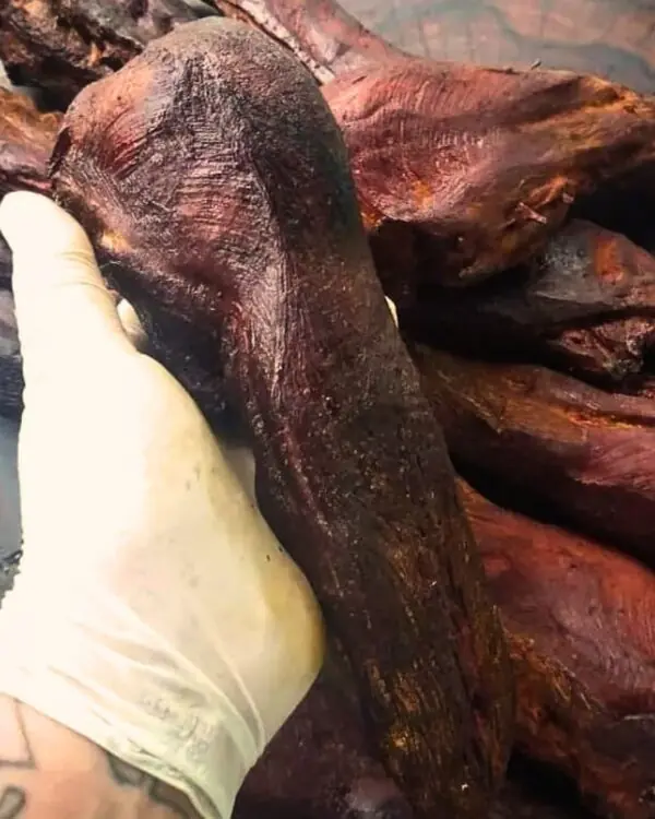 Língua Bovina Defumada Língua Bovina Defumada