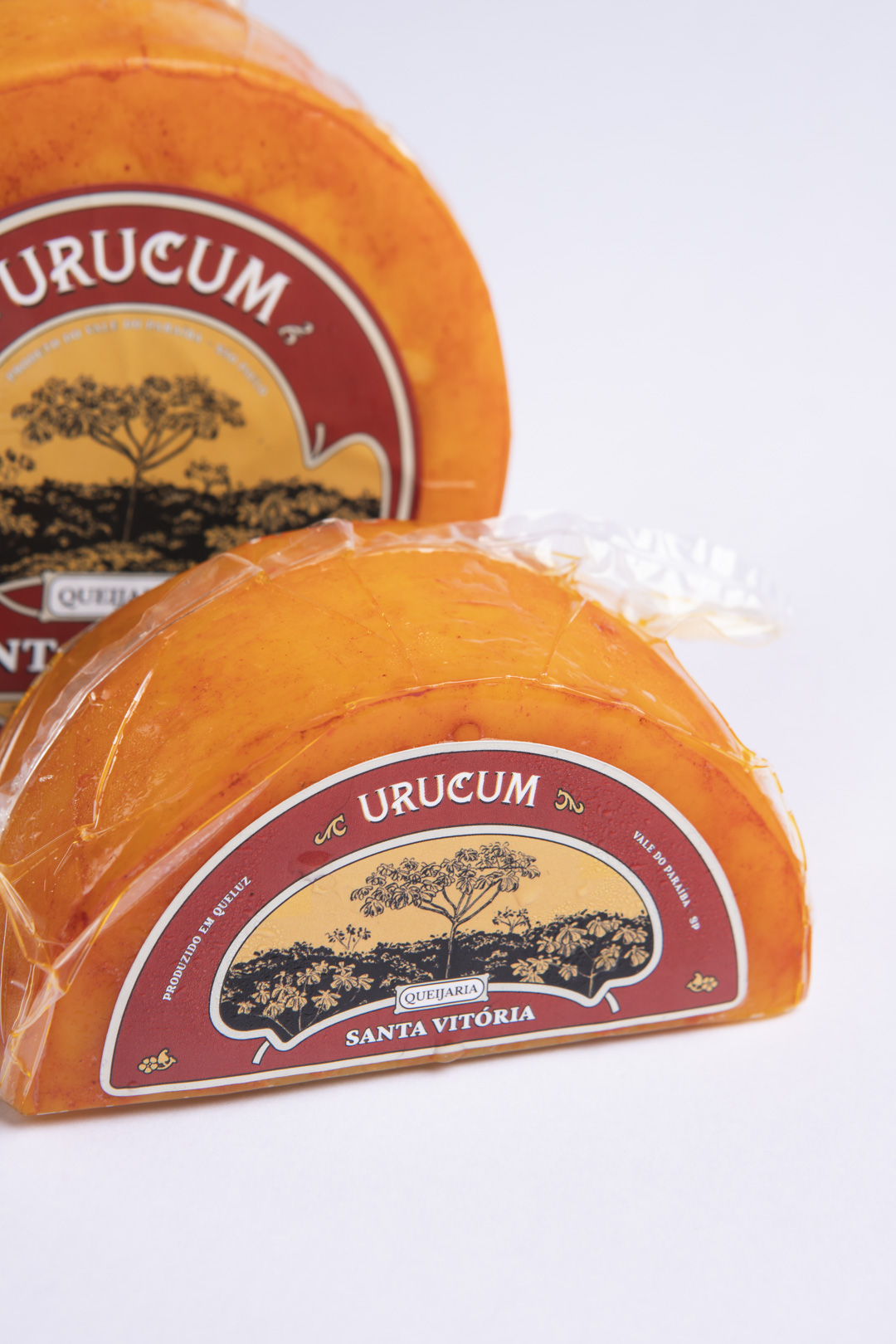 Queijo Urucum - Queijaria Santa Vitória - 300g (aprox.)