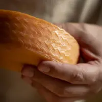 Queijo Parahyba - Queijaria Santa Vitória - 380g