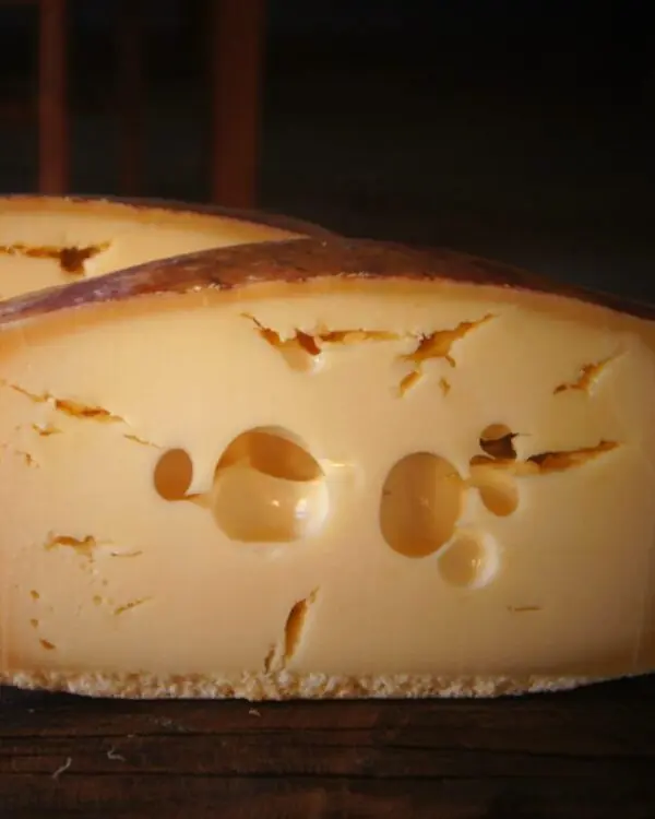 Queijo Porão - Fazenda Atalaia - 200g (aprox.)