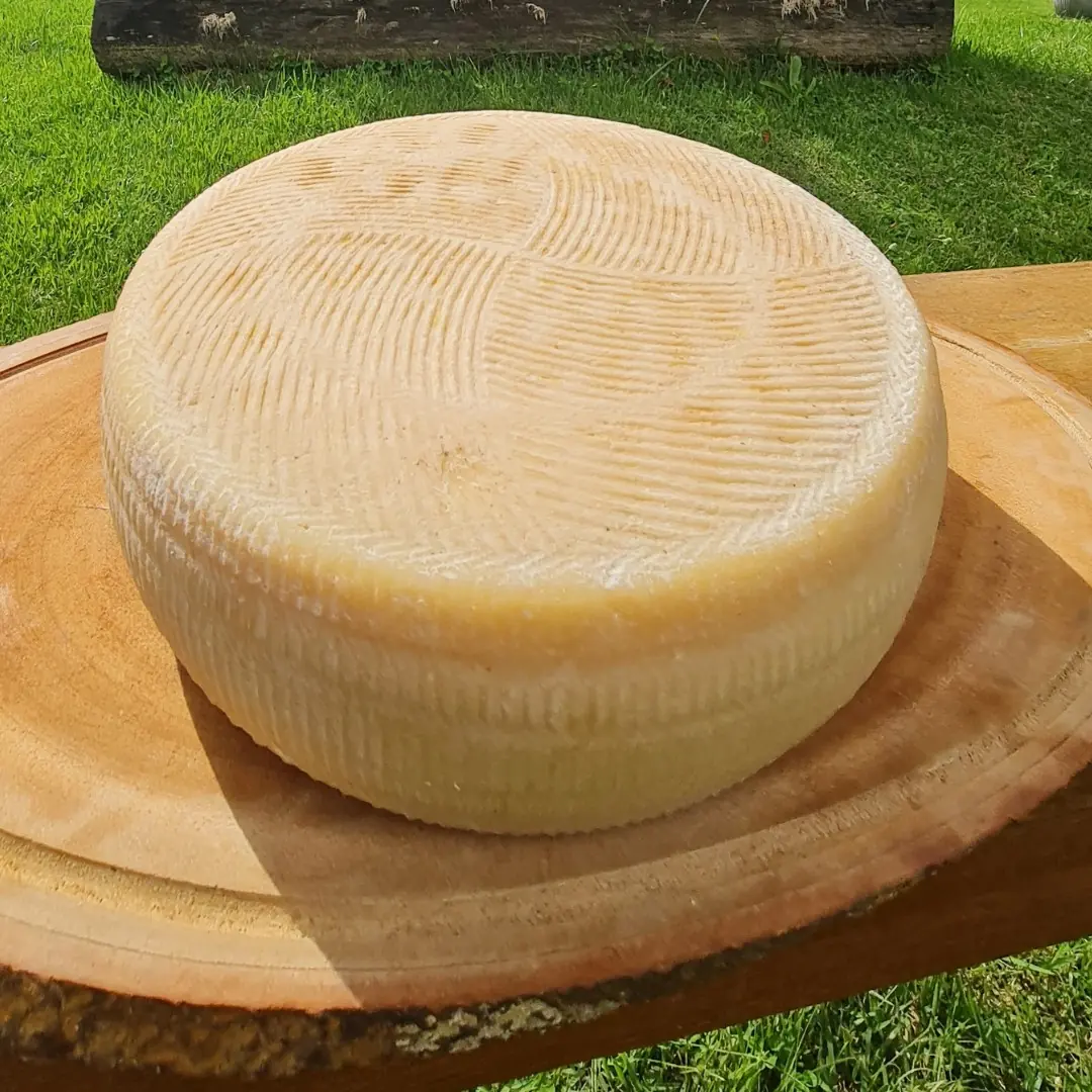 Queijo Duetto (vaca e cabra) - Artelatte - 150g (aprox.)