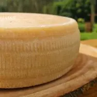 Queijo Duetto (vaca e cabra) - Artelatte - 150g (aprox.)