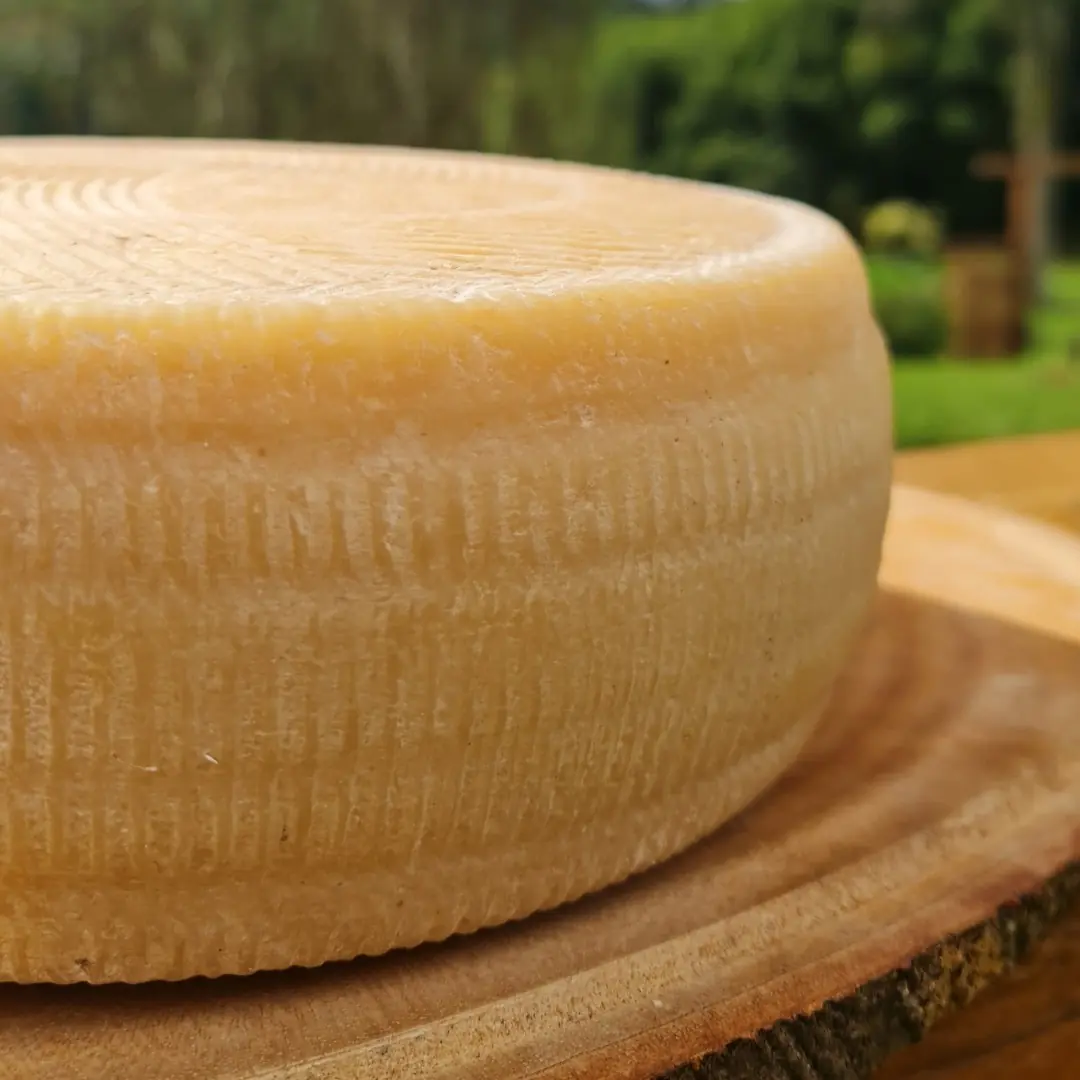 Queijo Duetto (vaca e cabra) - Artelatte - 150g (aprox.)