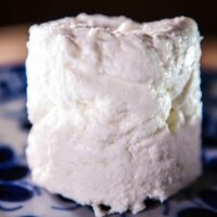 844a7fdaeb447adbaab06d7c3ae1c5f8.jpg Ricota Fresca - Fazenda Atalaia - 275g (aprox.)