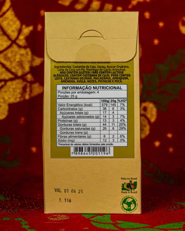 Drageado de Castanha de Caju com Chocolate Intenso 65% - Mestiço Chocolates - 100g Drageado de Castanha de Caju com Chocolate Intenso 65% - Mestiço Chocolates - 100g