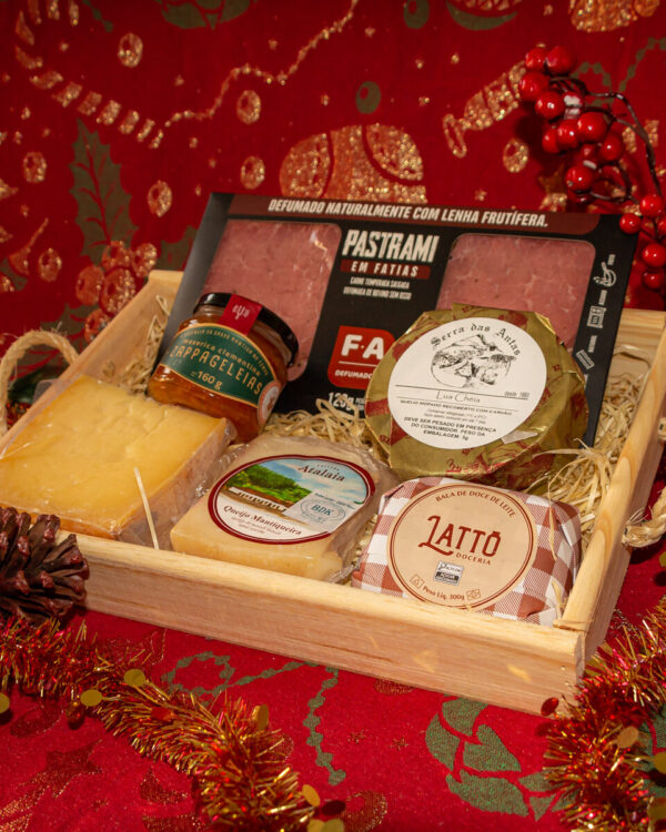 Kit Noite Feliz (7 itens - Serve até 6 pessoas)