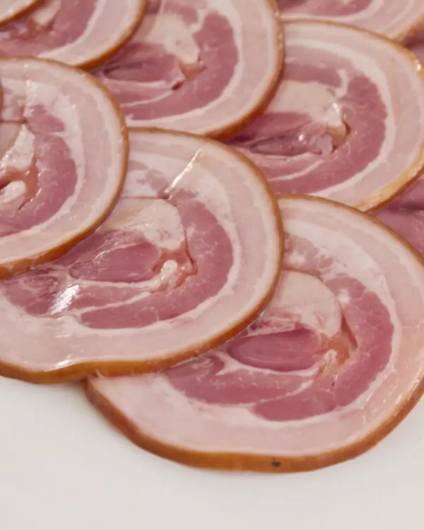 Bacon Redondo Fatiado - Famiglia Artigianale - 150g Bacon Redondo Fatiado - Famiglia Artigianale - 150g