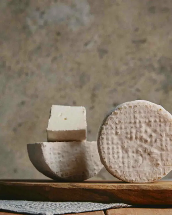 Queijo Avecuia (ovelha) - Queijaria Rima - 150g Queijo Avecuia (ovelha) - Queijaria Rima - 150g