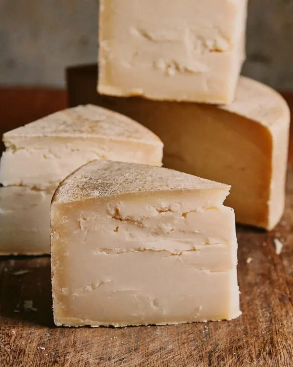 Queijo Araritaguaba - Queijaria Rima - 150g (aprox.)