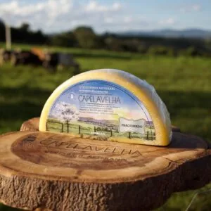 Queijo da Canastra Tradicional – Fazenda Capela Velha