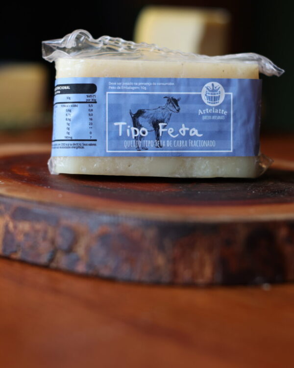 Queijo Feta Curado - Artelatte - 250g (aprox.) Queijo Feta Curado - Artelatte - 250g (aprox.)
