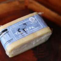 6D1A9101 - Amedeo Mazzocco Queijo Feta Curado - Artelatte - 250g (aprox.)