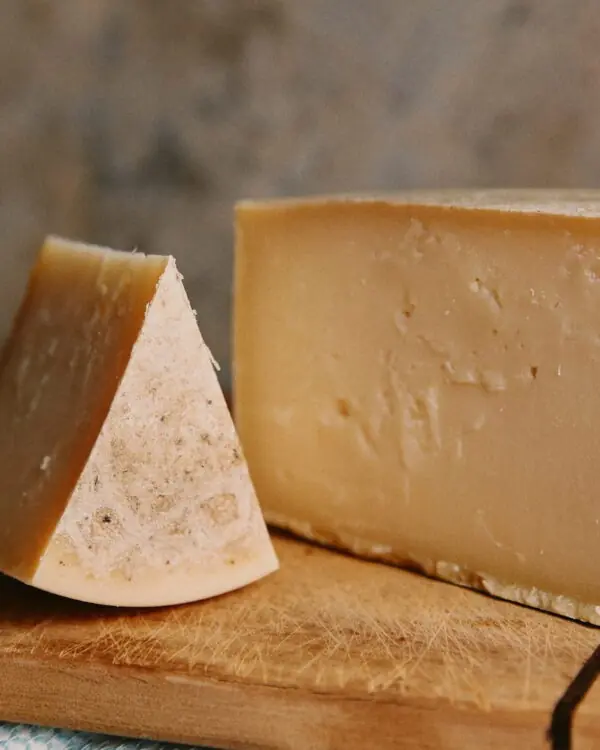 Queijo Maratimba (leite de ovelha e vaca) - Queijaria Rima Queijo Maratimba (leite de ovelha e vaca) - Queijaria Rima