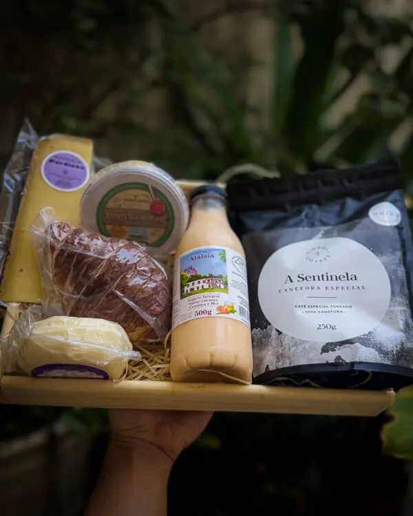 Cesta de Café da Manhã Gourmet (6 itens)