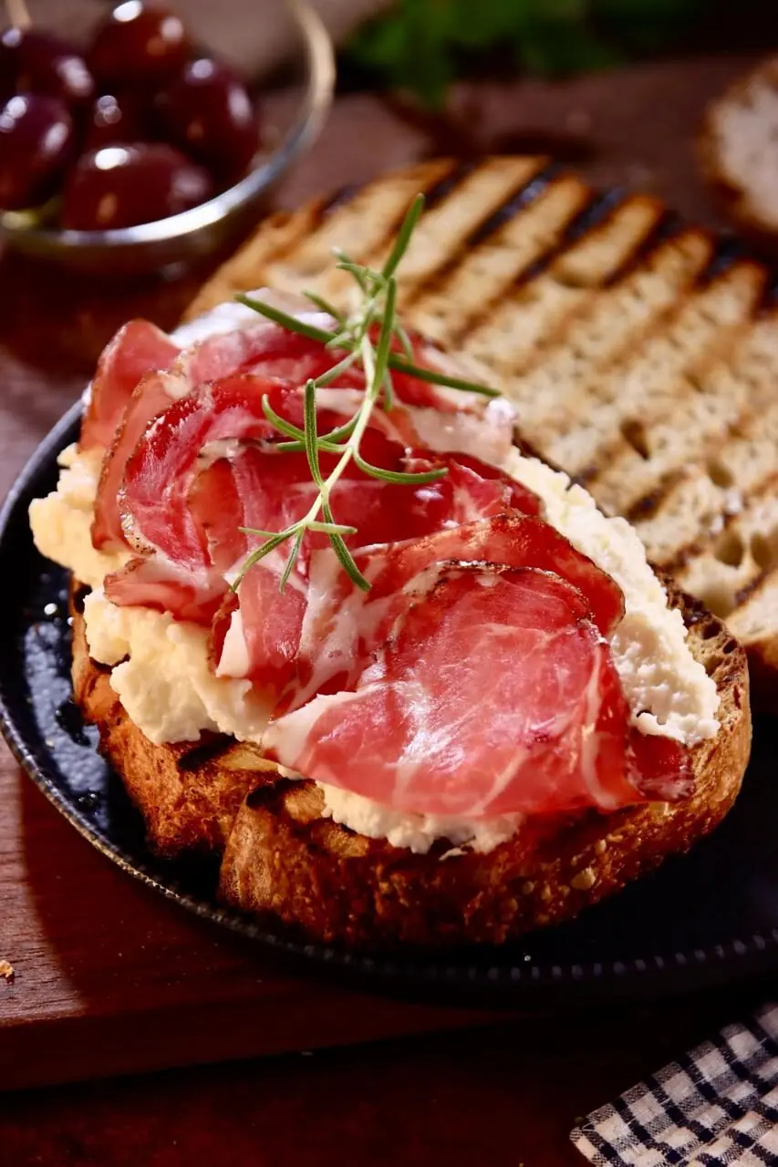 Copa Maturada Fatiada - De Paula Charcuterie - 100g (aprox.)