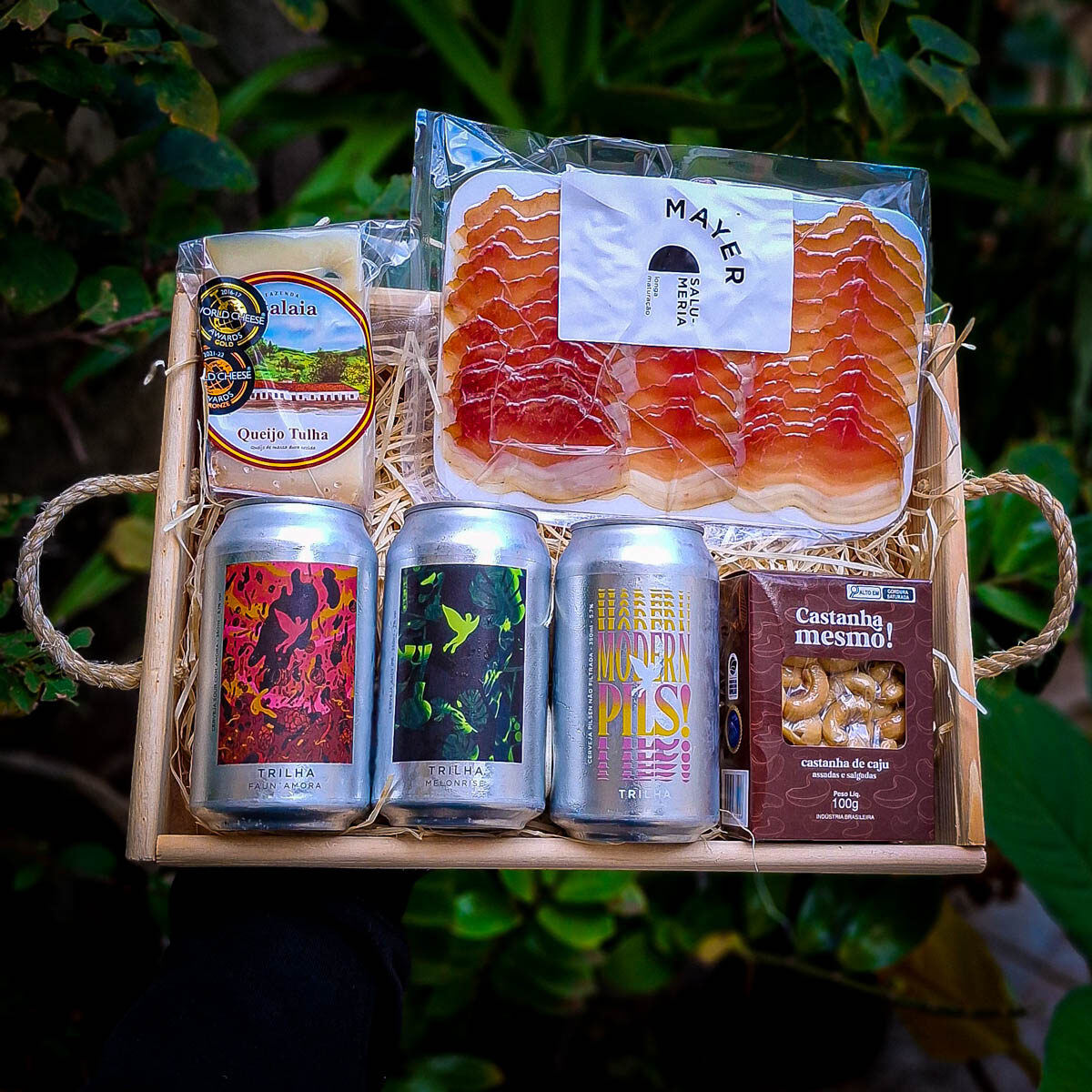 Cesta com Cervejas e Petiscos Artesanais (6 itens) -1