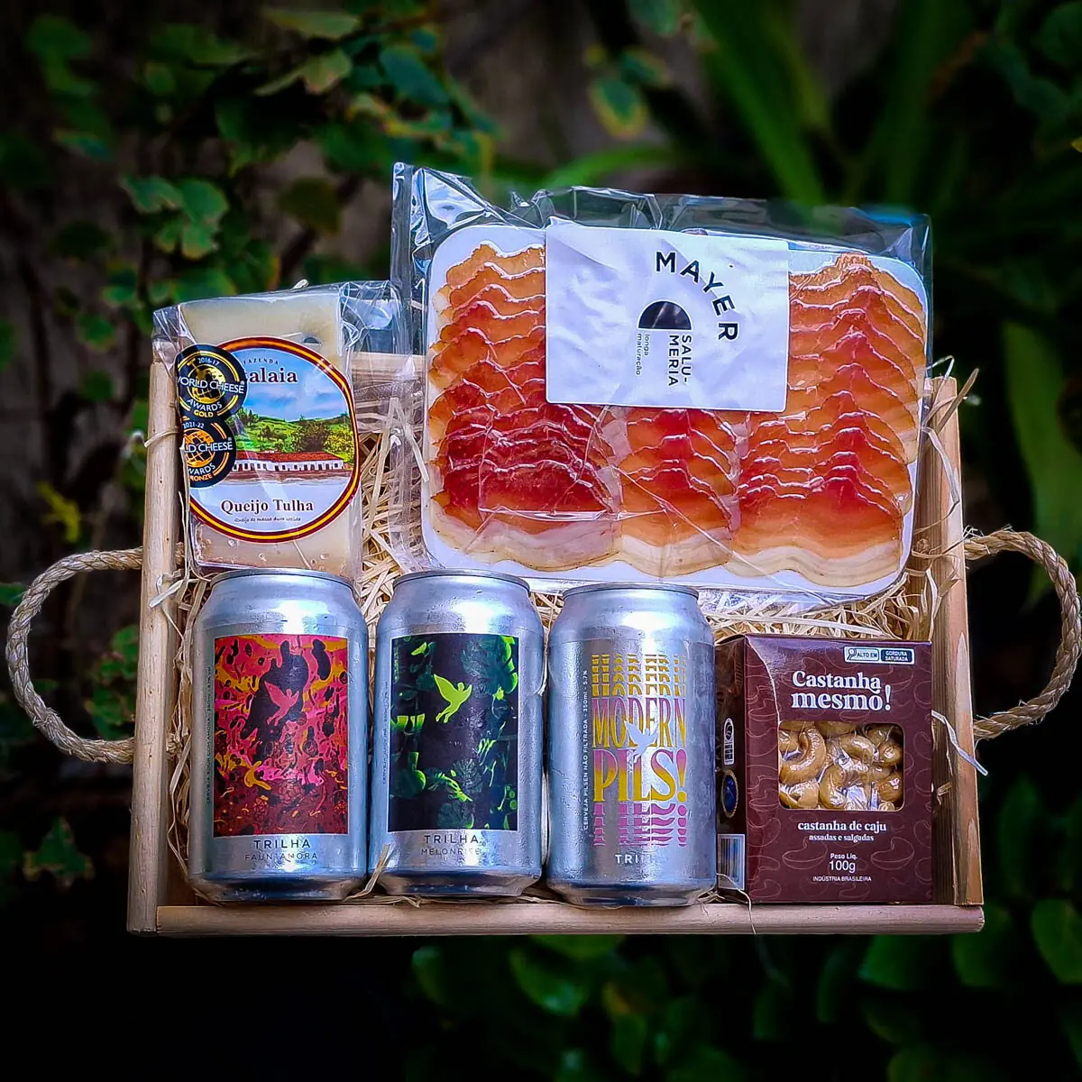 Cesta com Cervejas e Petiscos Artesanais (6 itens)