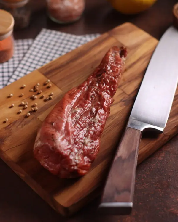 Filetto - Filé Mignon Suíno Defumado - De Paula Charcuterie - 300g -1 Filetto - Filé Mignon Suíno Defumado - De Paula Charcuterie - 300g -1